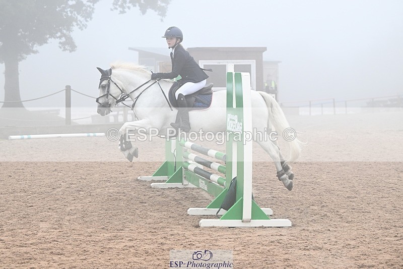 240907A-092902-00121 - Cls 1 Pony Intro 70cm