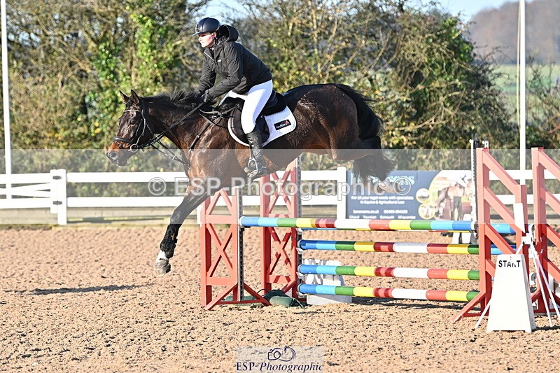 241113A-093500-00046 - Cls 01A&B Brit Nov & 90cm Open