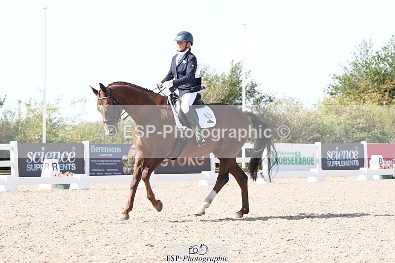 250906-151105-04680 - 108-Susan.JonesWoodlander.Summer.Breeze