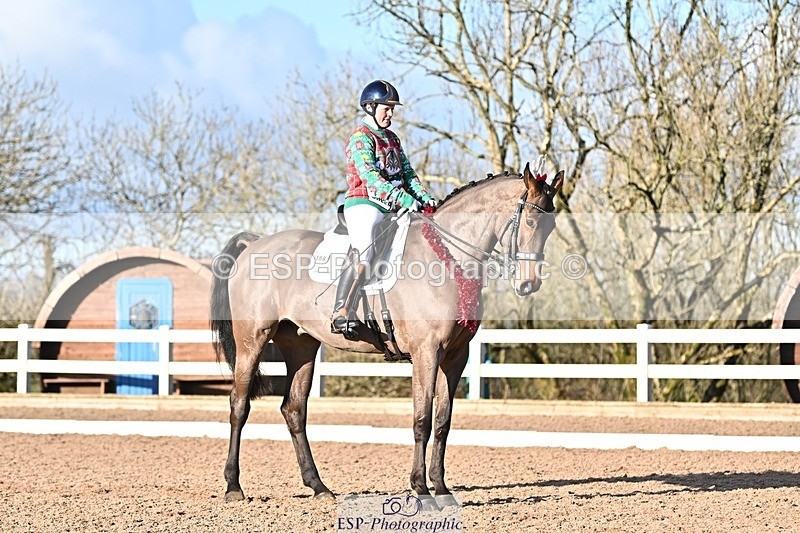 241214-124008-01657 - 106-Tyler.Bradshaw-Mexx