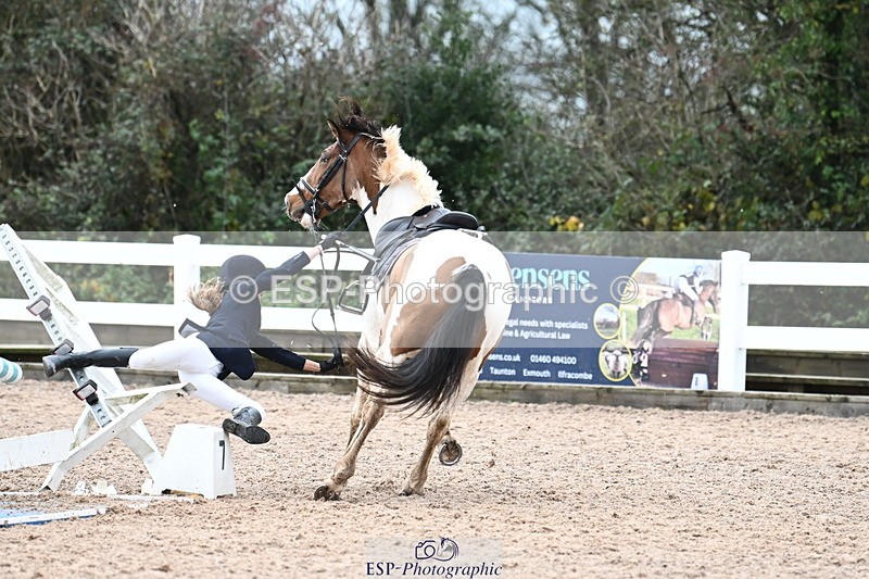 231118A-121324-01811 - Cls 6 BlueChip Pony Sapphire Qualifier