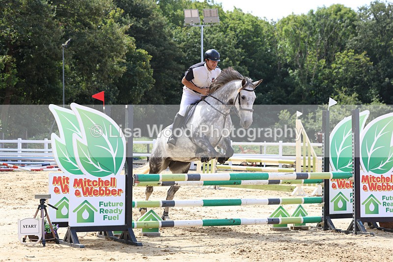 3E7A3660 - Class 4: Senior British Novice/90cm open