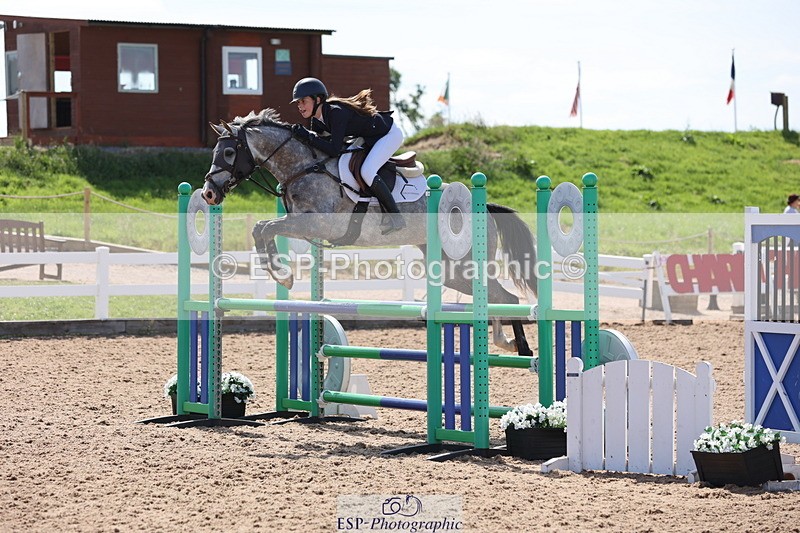 240629A-104056-04223 - Cls 17 Discovery and 90cm Open