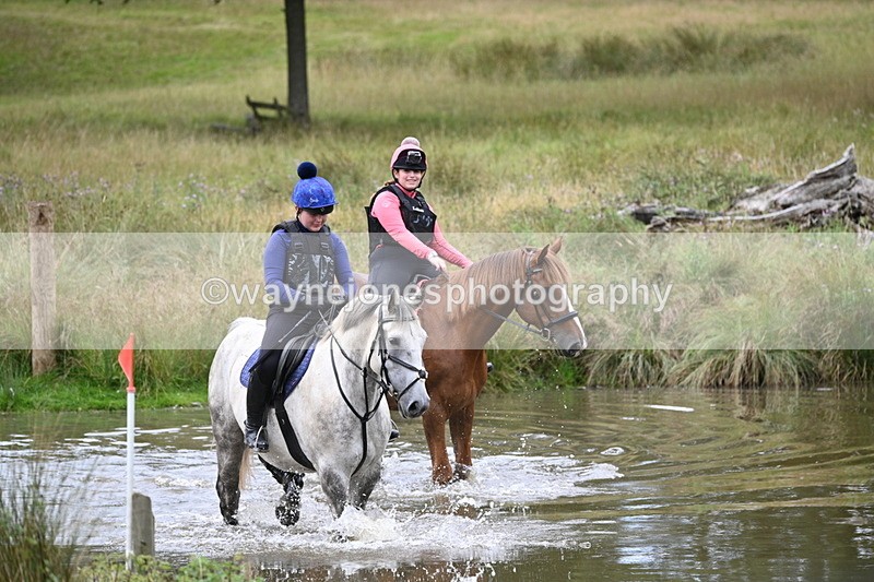 WJ7_2711 - Time at Water 11:37 to 12:13