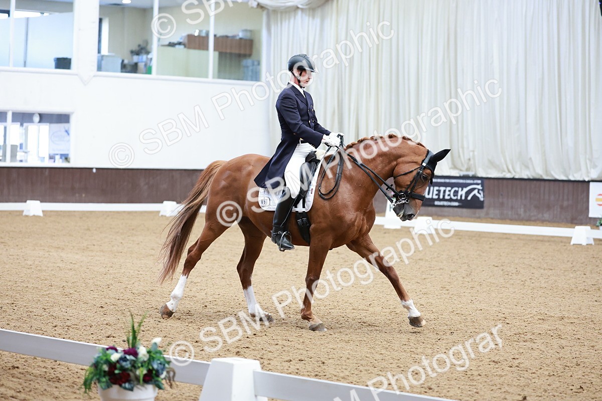 SBM_015729 - Class 5 - FEI INT II - 15.48-17.00