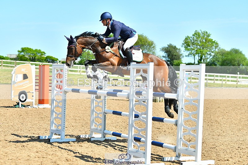 230527A-145100-05123 - Cls 17 National 1.30m Open