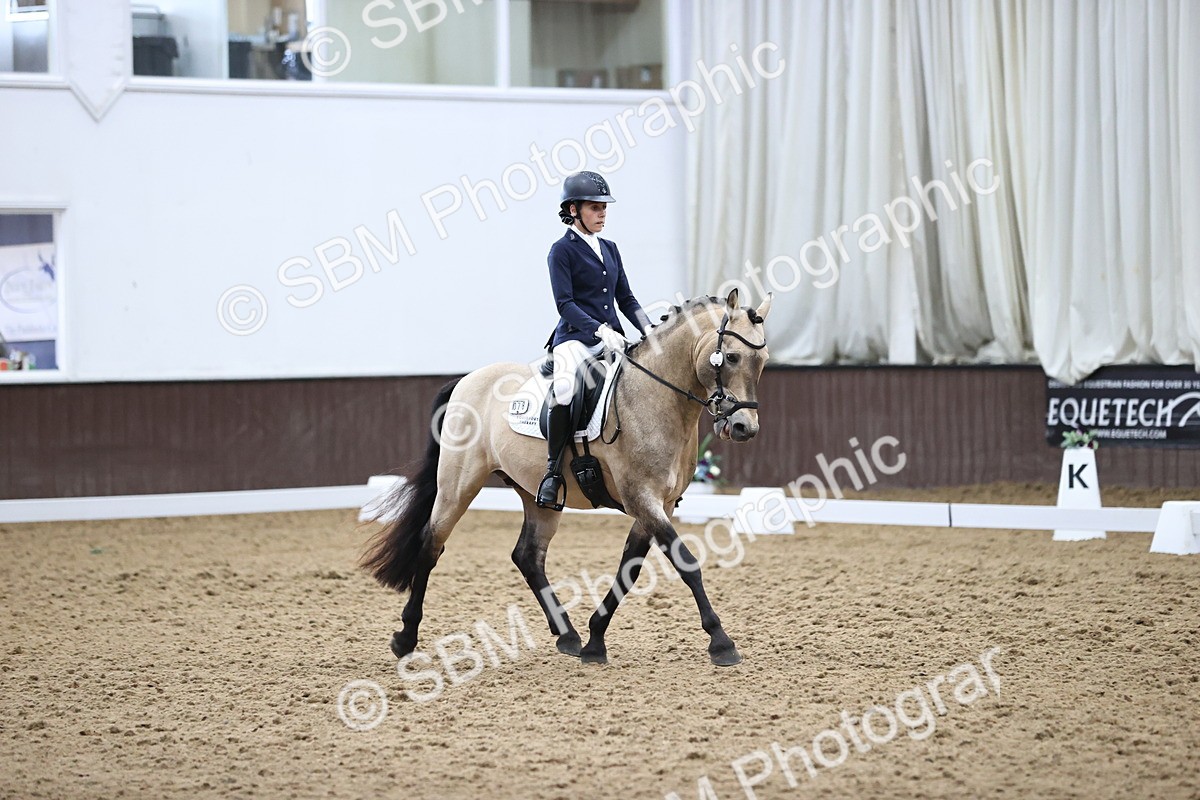 SBM_018905 - Class 21 - Medium 73 - 9.00-10.00