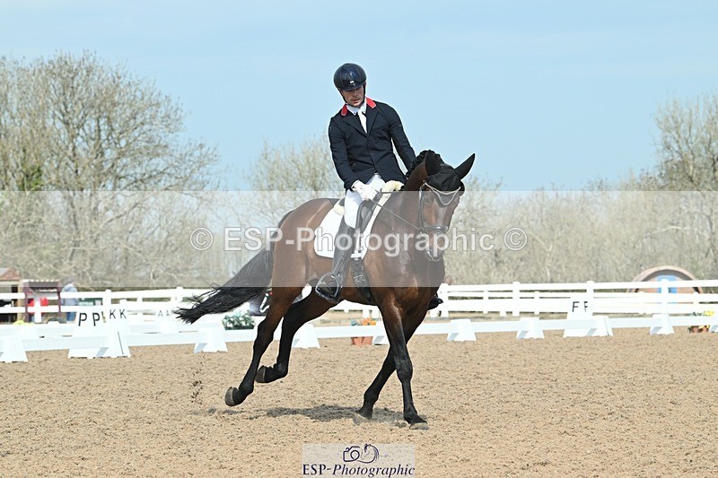 250403-104257-01573 - 048-Angus.Corrie-Deane-Maigret.VD.Watermolen