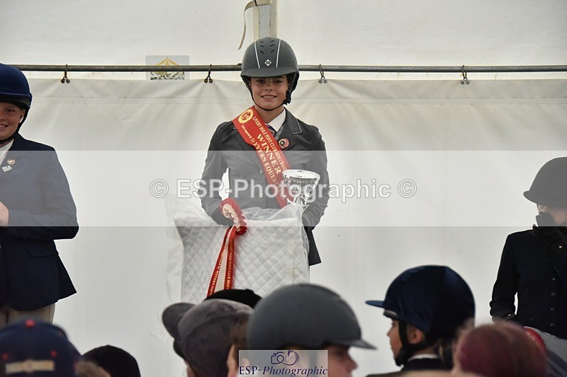 230825-171222-12985 - Friday 60cm and 70cm presentations