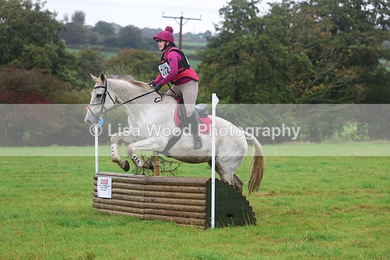 3E7A1255 - Class 2: 70cm: Half Roll Top