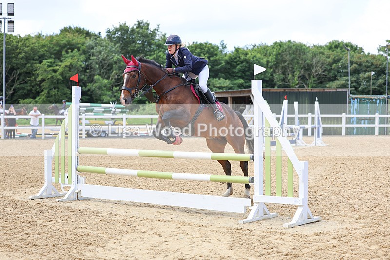 3E7A2992 - Class 4: Senior British Novice/90cm open