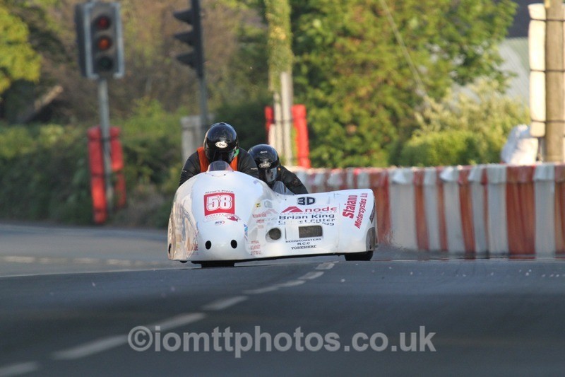 IMG_5603 - Thursday Practice - TT 2013 Side Car