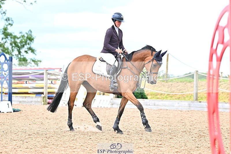 240608A-122903-02288 - Cls 4 Snr Newcomers and 1.10m Open