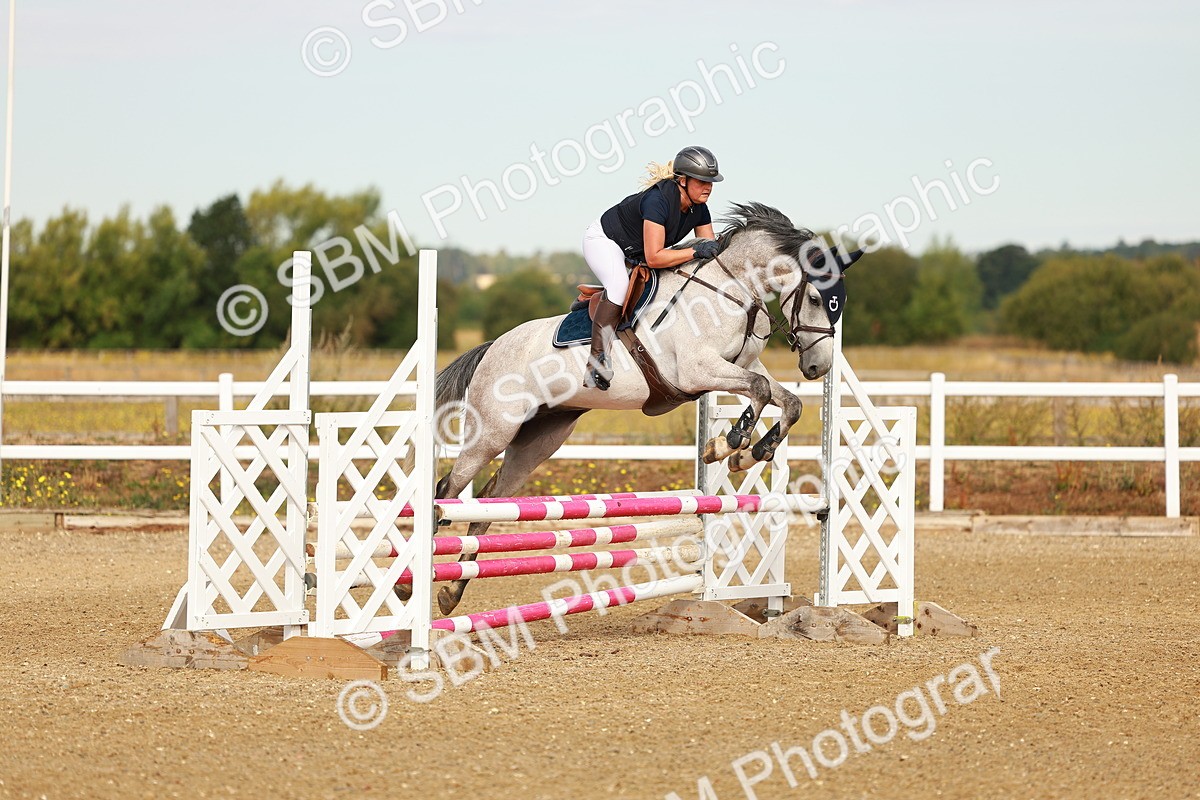SBM_001964 - Class 8 - Clear Round