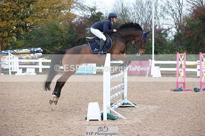 231112A-133107-04497 - Cls 20 Newcomers & 1.10m Open