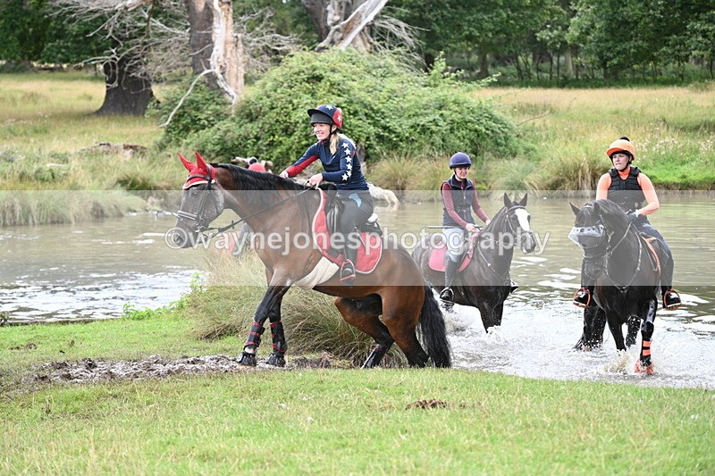 WJ7_4613 - Time at Water 13:26 to 13:59