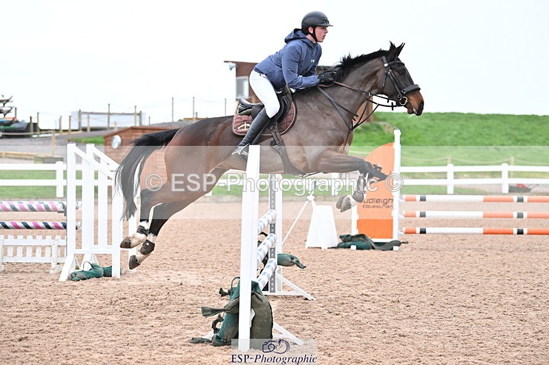 240225A-080744-04432 - Cls 17 British Novice and 90cm Open