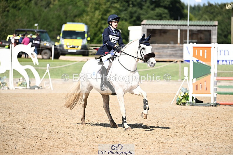 240824X-134118-29042 - 80cm Round 2 13.30 to 14.30