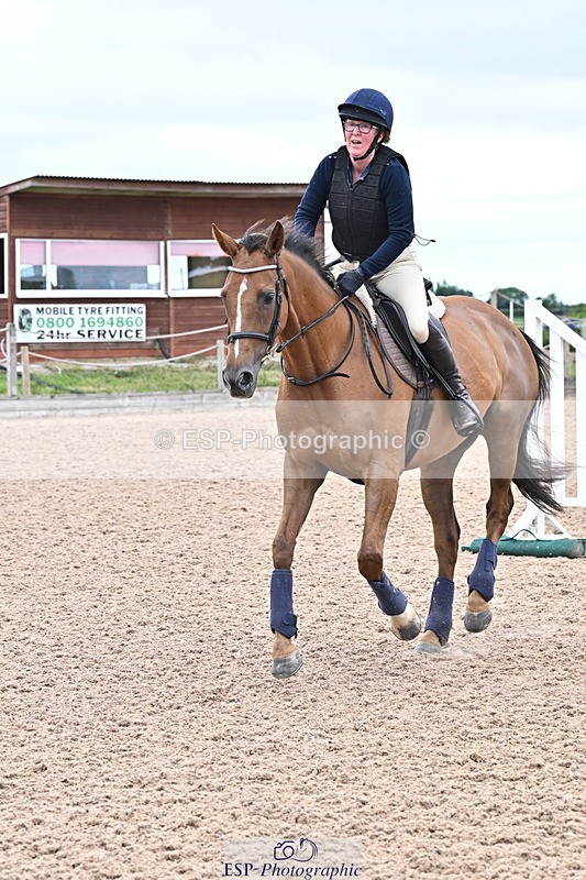 250610A-153941-00031 - Clear Round and 60cm