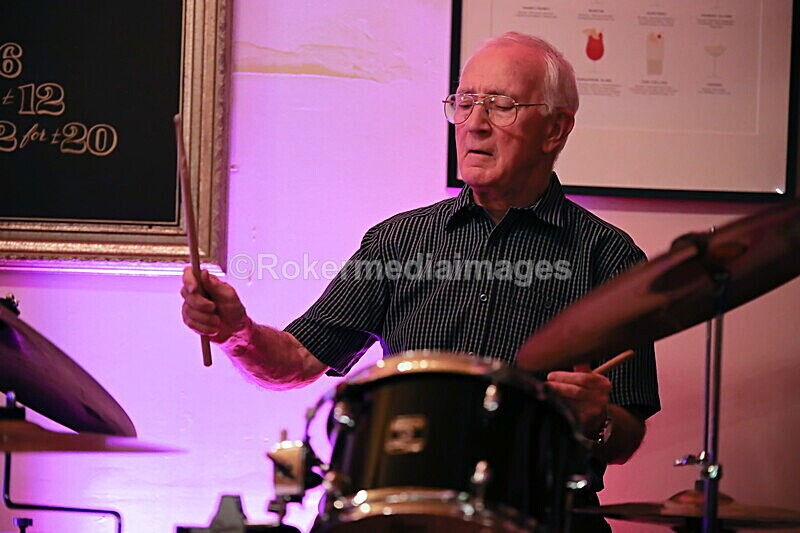 ROD-21 - Rod Kelly Trio