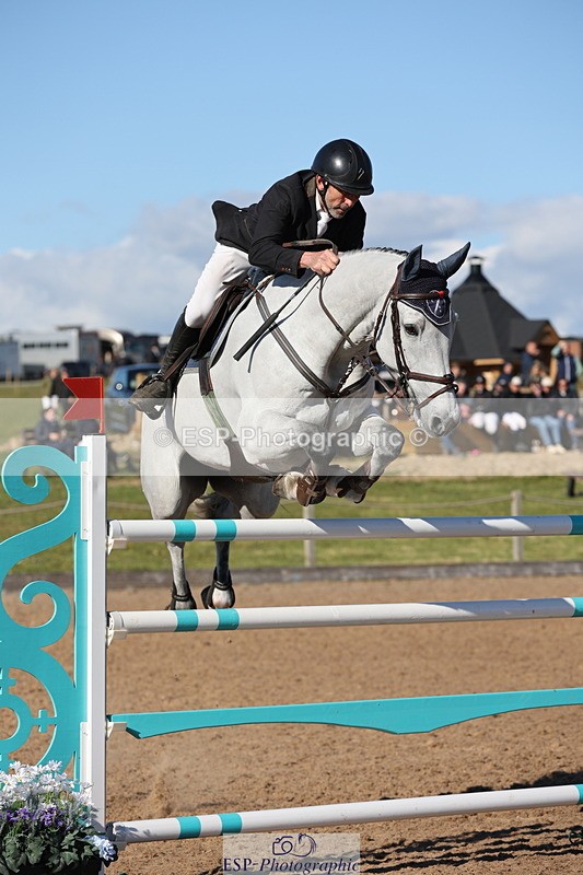 240419A-170600-09601 - Cls 10, 2 Star Big Tour 145cm  Break to End