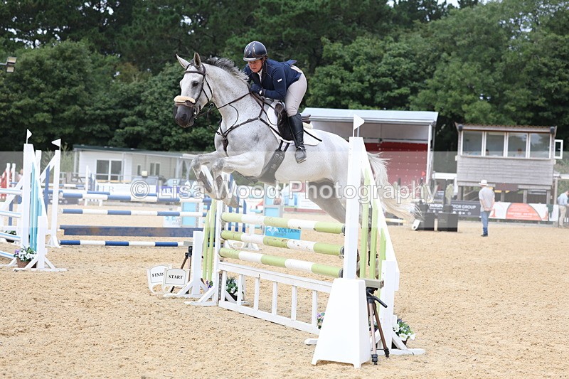 3E7A6317 - Class 8: Senior Newcomers/1.10m open
