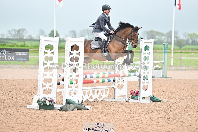 240505A-112923-04874 - Cls 3  Pony Discovery & 90cm Open