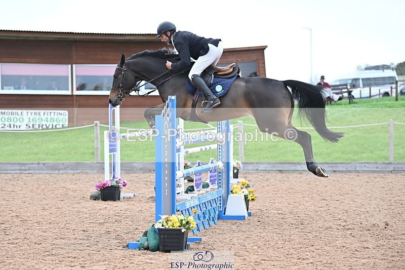 231013A-143403-02740 - Cls 9 Foxhunter & 1.20m Open