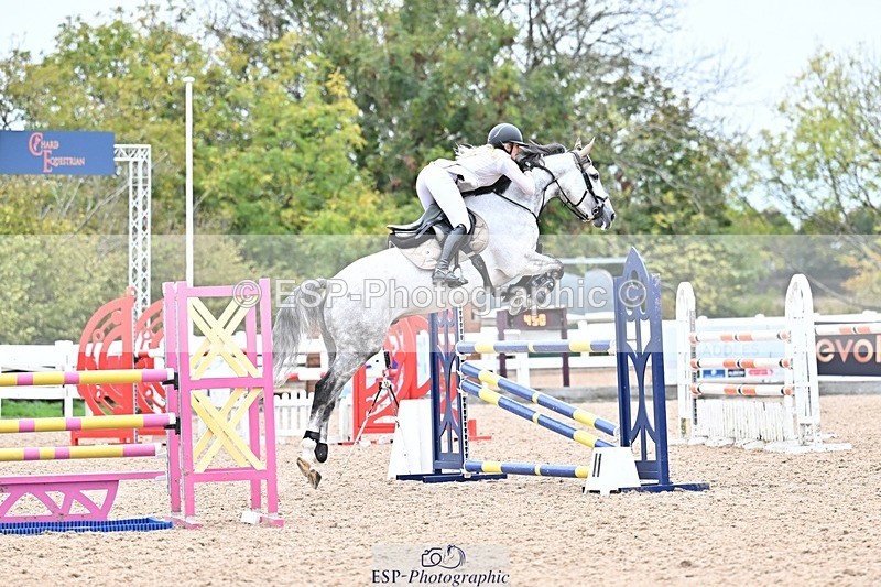 251015-131931-00542 - Cls 4 Newcomers and 1.10m Open