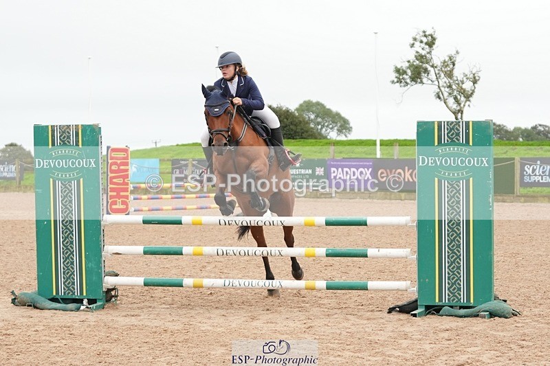 250920-161602-01585 - Cls 22 Pony Intro 90cm Derby