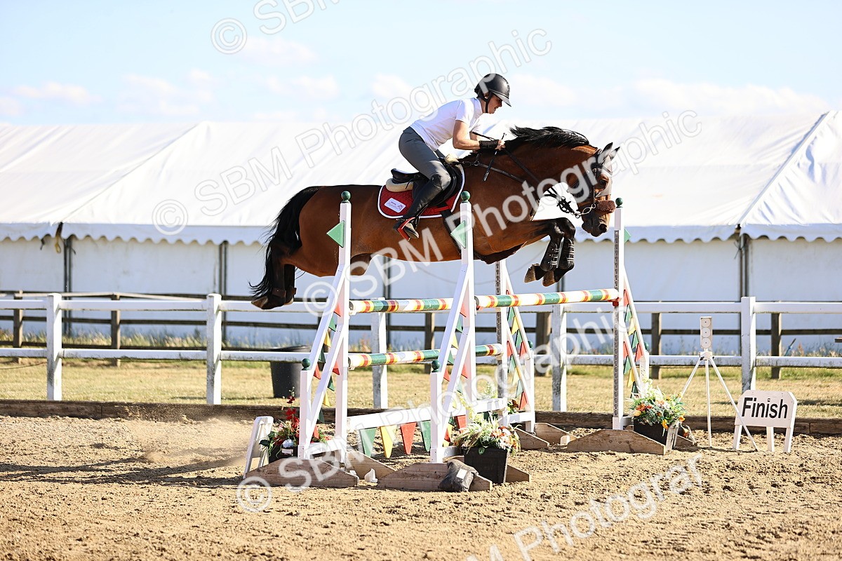 SBM_015915 - Class 18 - Senior 1.35m Open