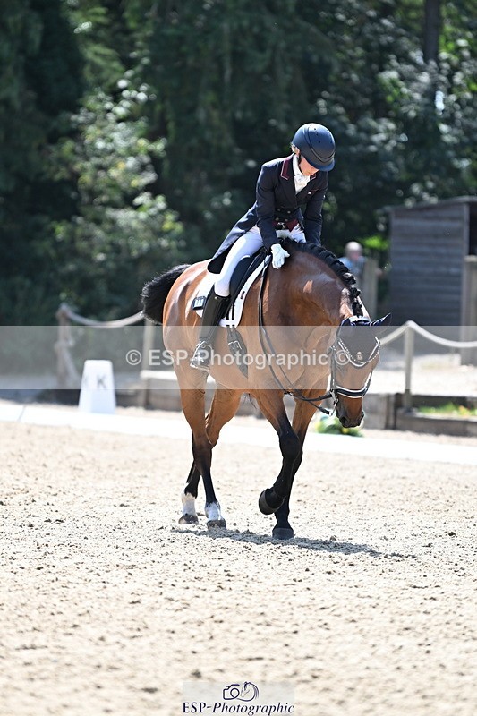 250810A-135100-07136 - 111-Elizabeth.AllenHeraldik