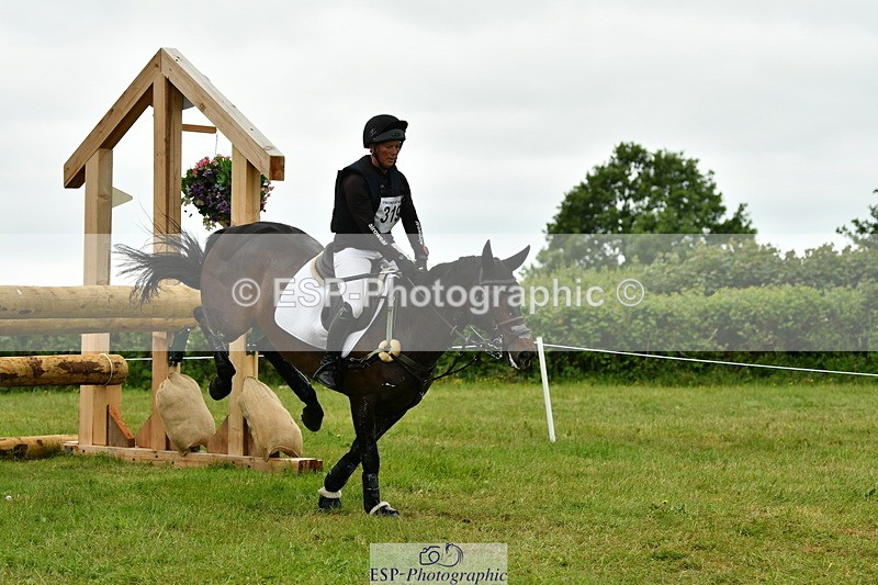 250524A-122316-09864 - B-319-Ali.Wilkes-JAZZ.ROOS