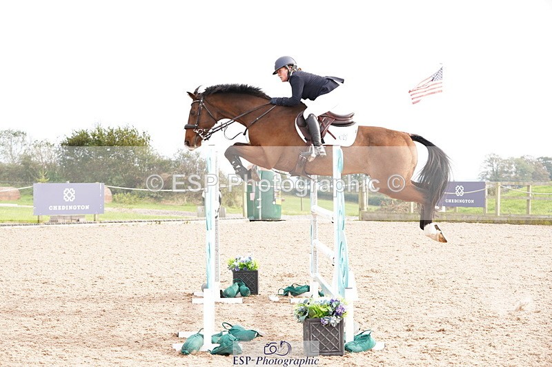 241004A-152530-00976 - Fri 04 Snr Fox & 1.20m Open