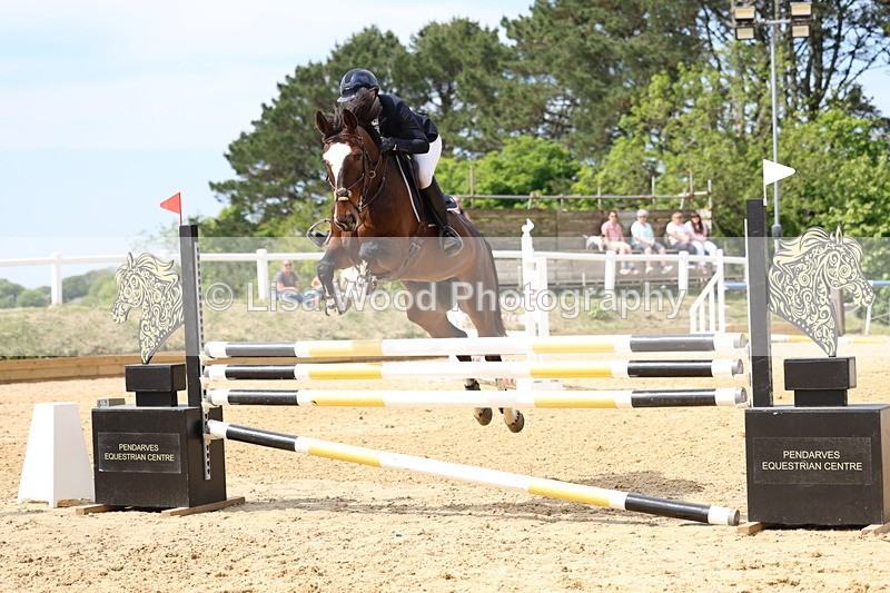 3E7A7161 - Class 7: Senior Newcomers/1.10m open