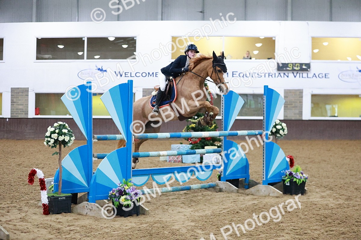 SBM_001352 - Class 5 - Senior Foxhunter 1.20m
