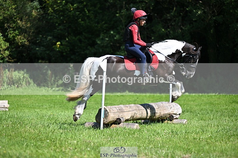 240729B-145331-02882 - Abbie's Group XC