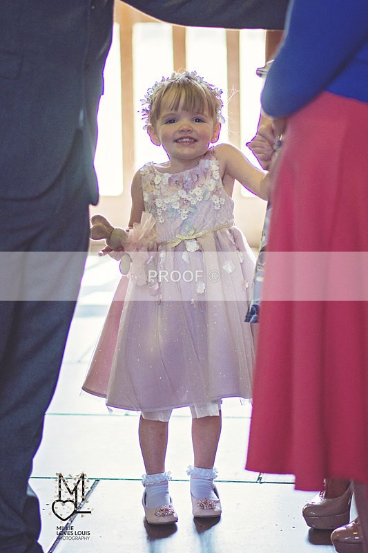 Phil  Carrie Previews Millie Loves Louis Photography 30 - Weddings