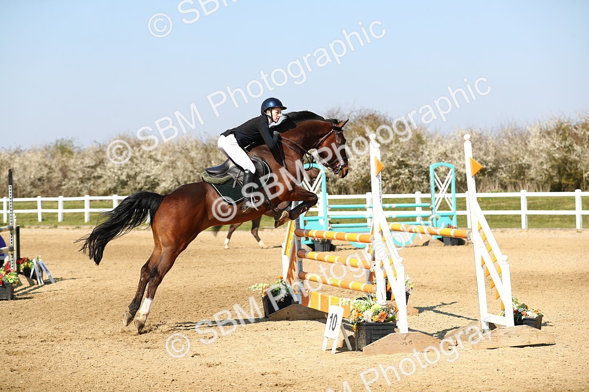 SBM_001013 - Class 4 - Senior Newcomers - 1.10m