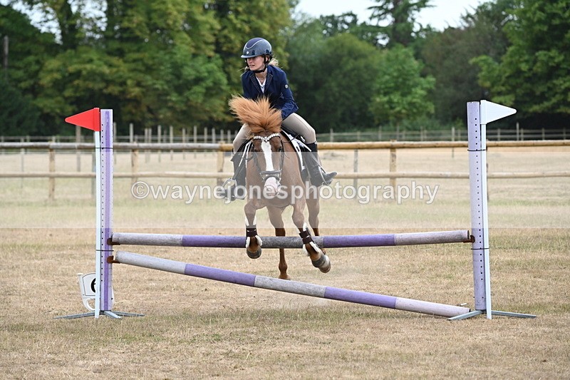 WJ6_0932 - Class 14 Intermediate Jumping 75cm