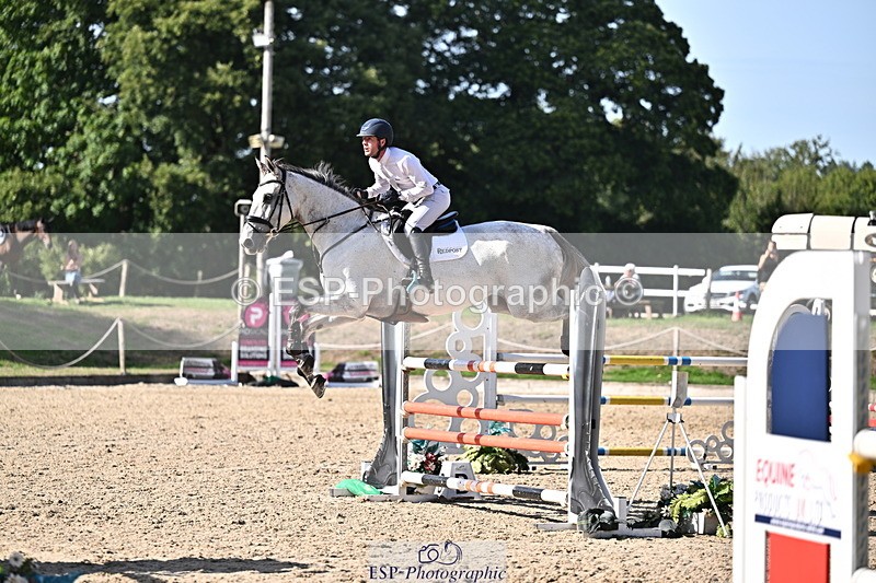 260906A-160519-04560 - Cls 24 Snr Foxhunter