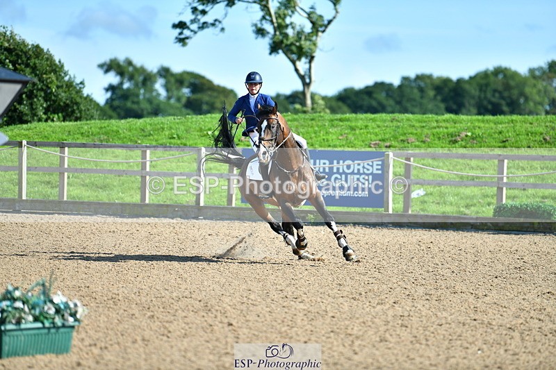 230723A-170556-13758 - Cls 8, 2 Star Medium 1.35m