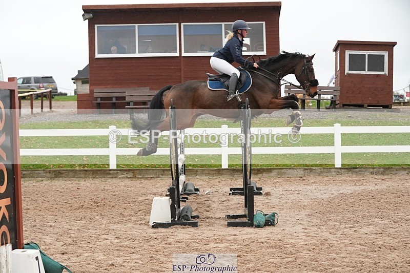 251109-115051-03655 - Cls 20 Newcomers and 1.10m Open