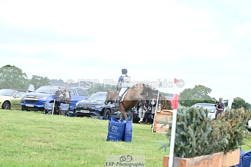 250525A-121256-15963 - D-402-Isabelle.Cook-CYMOON.F.Z