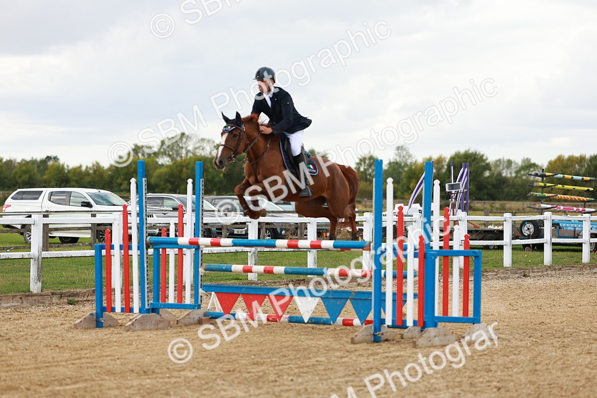 SBM_001302 - Class 4 - Senior Newcomers - 1.10m