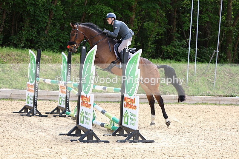 3E7A9293 - Class 7: Senior 1.05m