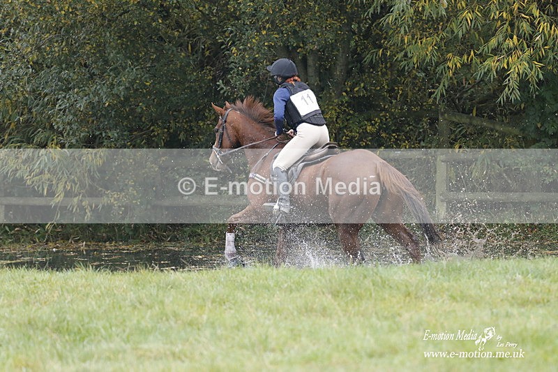 WWHT 171021 0370 - Novice Restricted (0.80m)  17/10/21