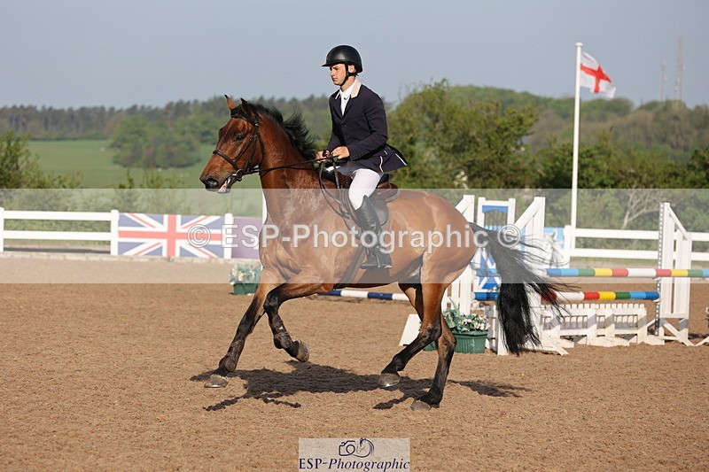 240510A-082545-04221 - Cls 13 British Novice and 90cm Open