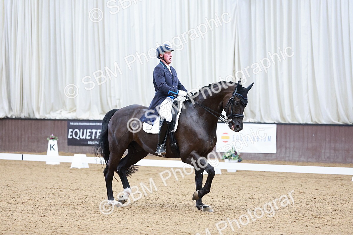 SBM_015982 - Class 5 - FEI INT II - 15.48-17.00
