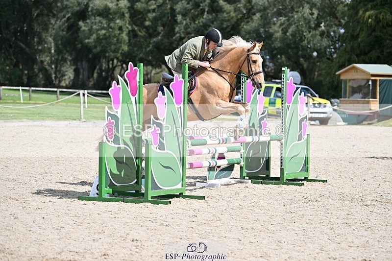 240413-121041-00869 - Cls 5+6 80cm Start to 1pm